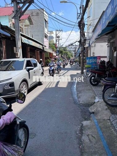 mặt tiền đường kinh doanh tự do 