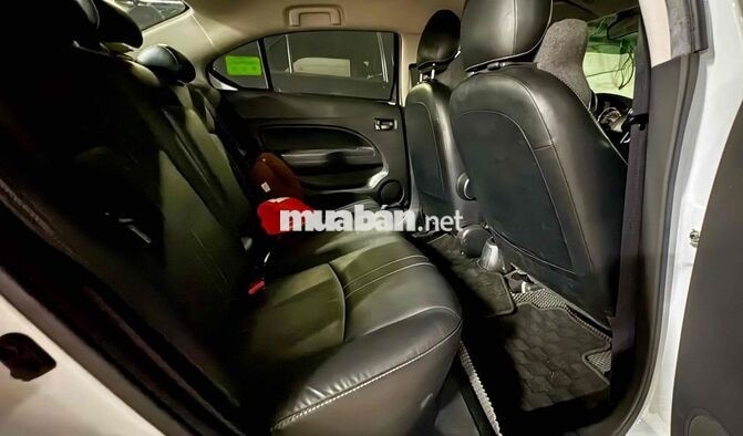 Mitsubishi Attrage 2021 Premium 31.000 km