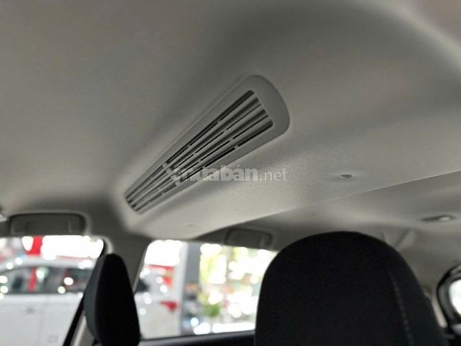 Xe mới mua tháng 07/2026. Hiện đang ký HD cho Cty thuê dài hạn