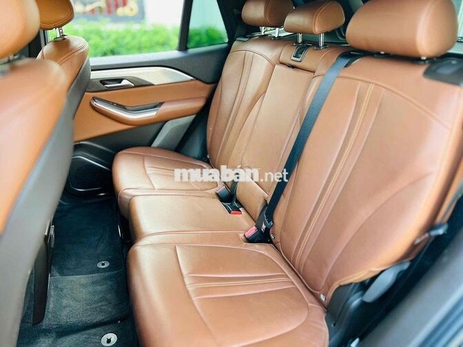 VinFast Lux A Premium 2021 99000 km Đen