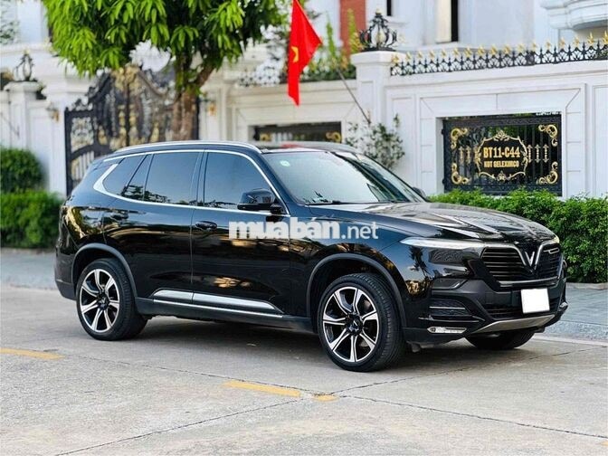 VinFast Lux A Premium 2021 99000 km Đen