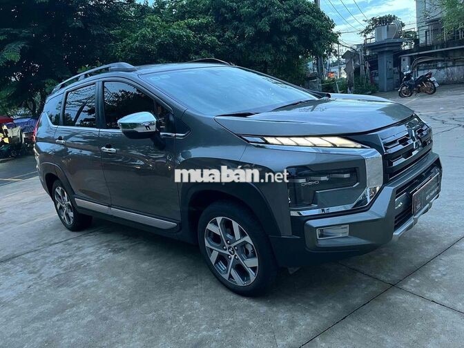 Mitsubishi Xpander Cross