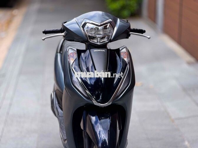 Honda LEAD ABS 2024 18.000 Km Xám đen