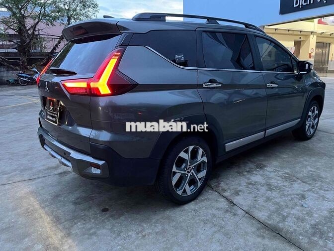 Mitsubishi Xpander Cross