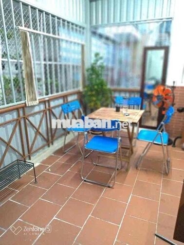 Phòng trọ 11m Lê Văn Duyệt cách Q1 500m cho 1 nữ