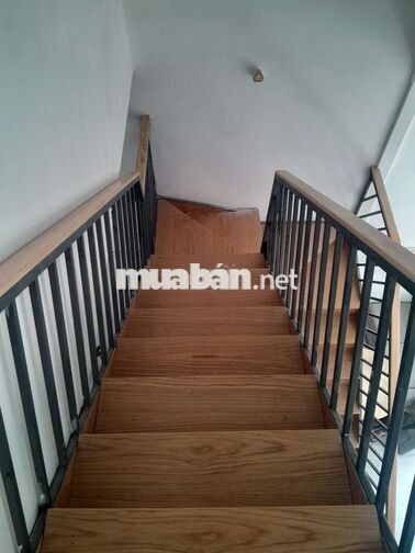 nhà mới 100%, đ48 hbc, kdc sông đà 8tr 2pn2wc