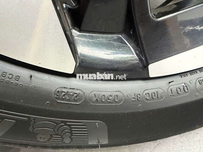 Kia Carnival 2024 Signature 2.2D,7 chỗ,màu trắng