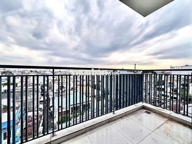 Cho thuê Duplex ban công, thang máy ngay Ngã 5 Chuồng Cún