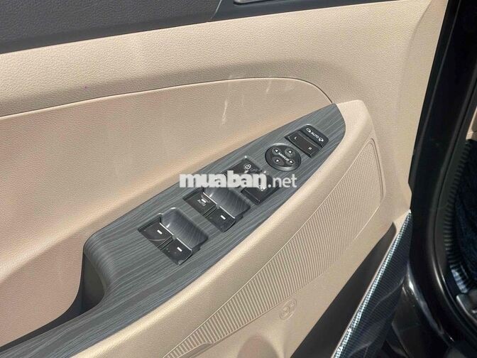 Hyundai Tucson 2.0D dầu sản xuất 2021