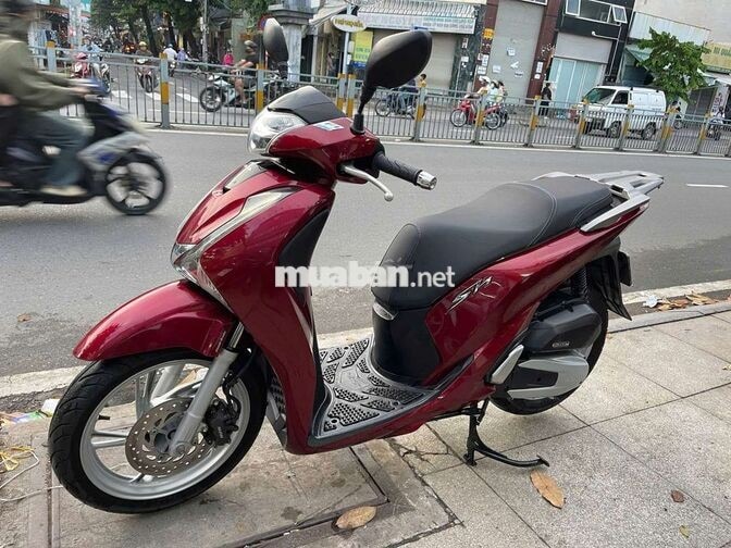Honda SH 125 2018 màu Đỏ đã sử dụng