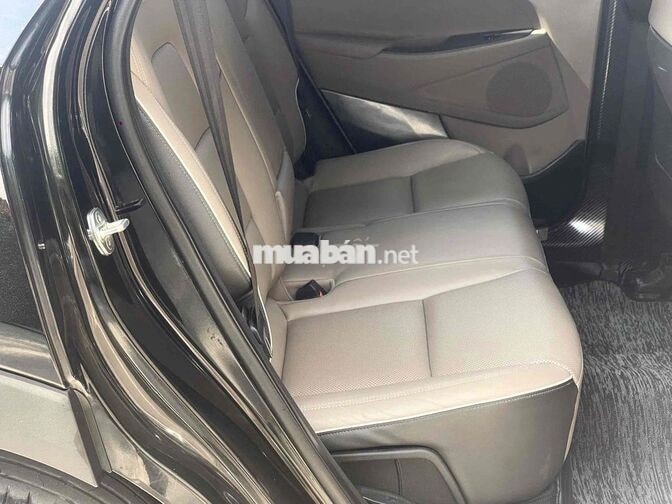 Hyundai Tucson 2.0D dầu sản xuất 2021