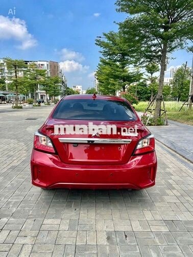 Attrage Premium 1.2 CVT 2021