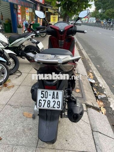 Honda SH 125 2018 màu Đỏ đã sử dụng