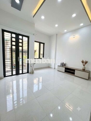 bán nhà chợ lê văn quới 36m2 - 3 tầng - 3pn hẻm xe hơi