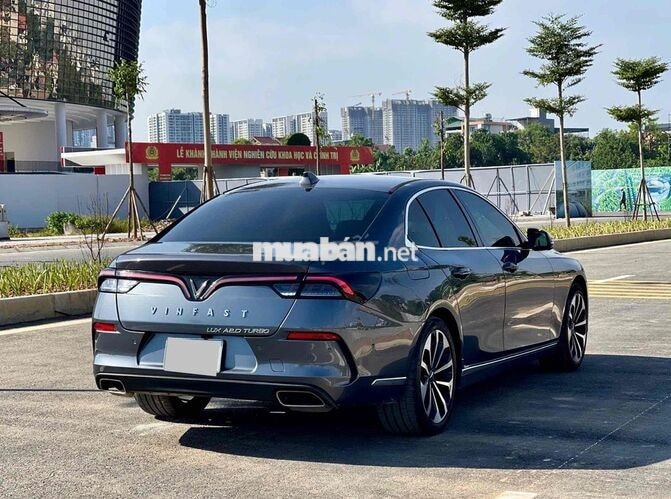 VinFast Lux A Premium 2019 34000 km Xám