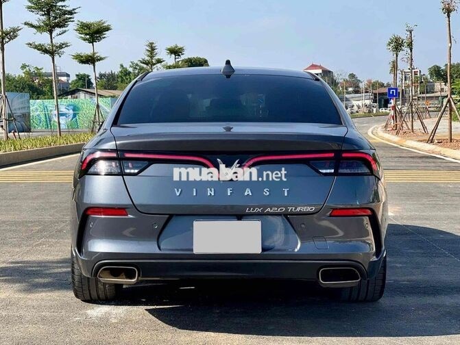 VinFast Lux A Premium 2019 34000 km Xám