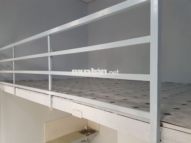 Phòng trọ giá tốt - 12m2 có gác Q7 gần Hoàng quốc việt