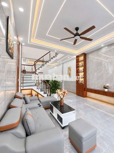 Chính Chủ Bán Căn Nhà 1 Trệt 1Lầu 5x20 Sổ Riêng Ngay Cây Xăng Đúc Hưng