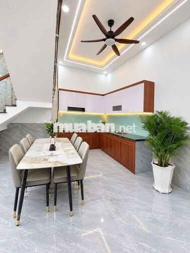 Chính Chủ Bán Căn Nhà 1 Trệt 1Lầu 5x20 Sổ Riêng Ngay Cây Xăng Đúc Hưng