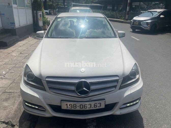Mercedes-Benz C250 147.580 km màu Trắng