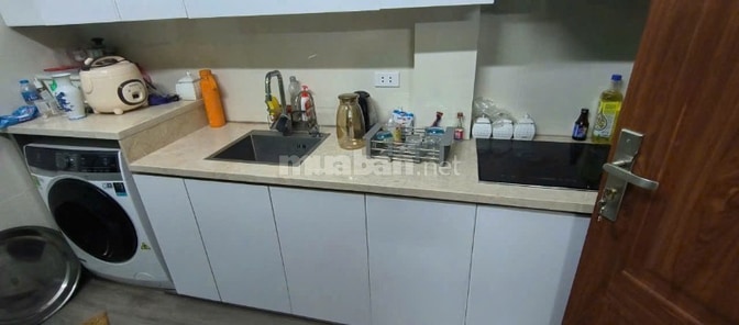 Cho thuê căn hộ tầng 3 ngõ 58 Đào Tấn, Ba Đình, full đồ