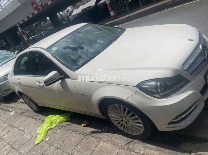 Mercedes-Benz C250 147.580 km màu Trắng