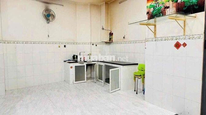 Nhà Lý Nam Đế Quận 11 40 m² 3 Tầng 2 PN - Chỉ 11 Triệu