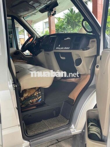 Ford Transit sx T5/2020 đi được 101550 km màu Bạc