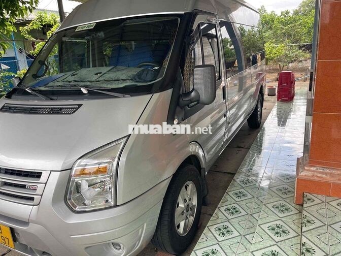 Ford Transit sx T5/2020 đi được 101550 km màu Bạc
