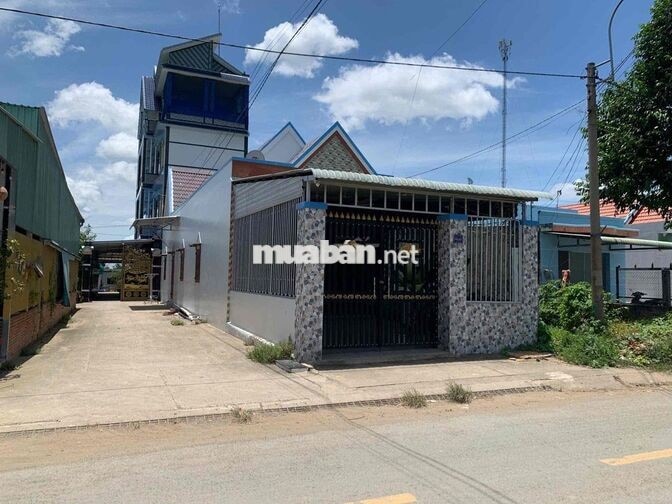 BÁN KHU NHÀ VƯỜN 1710M2 MẶT TIỀN NGUYỄN VĂN NHÂM - BẾN LỨC -LONG AN -