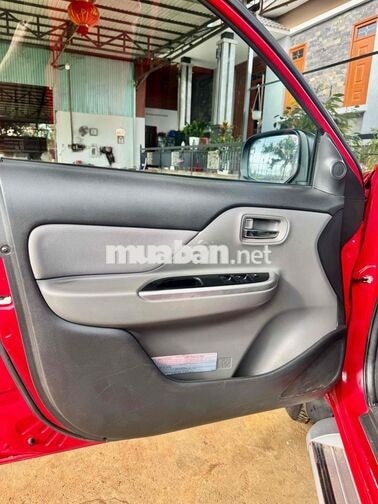 Mitsubishi Triton 2018 Số sàn 55063 km Đỏ