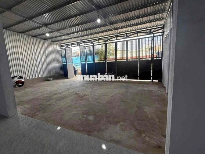 Chủ cần cho thuê nhà xưởng đg tải lớn dtsd 400m