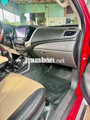 Mitsubishi Triton 2018 Số sàn 55063 km Đỏ