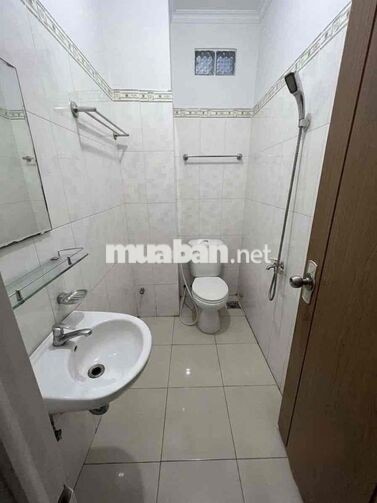 BÁN NHÀ ĐƯỜNG 100 BÌNH THỚI 8 PN, 8WC 5TẦNG ĐANG CHO THUÊ 20tr 1/th