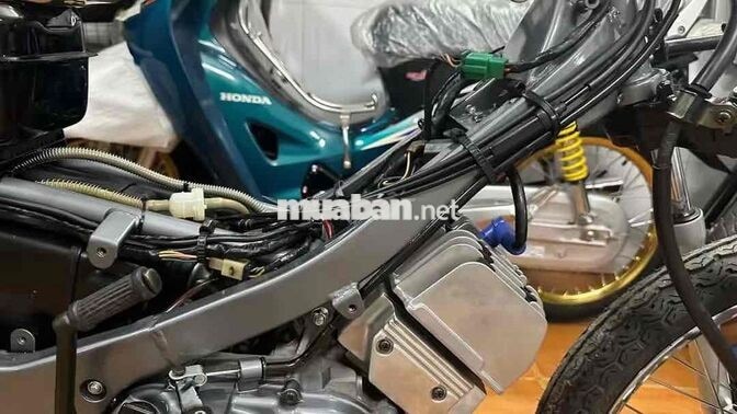 Suzuki Xip***8 Đỏ Kem