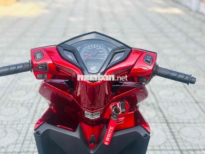 CLICKi 125 THÁI 2013 ODO THẤP XE ĐẸP BS DỄ NHÌN