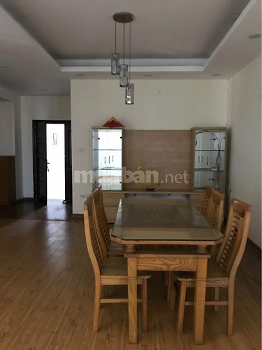 Cho thuê chung cư Phú Thọ, Nguyễn Thị Nhỏ- Căn 3PN, NTCB giá 14tr/th