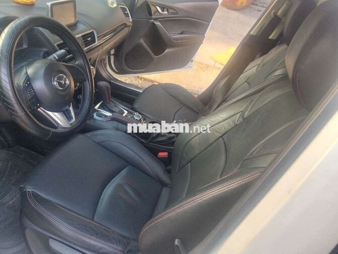 Mazda 3 cực zin cực đẹp 5 chỗ Tự động Xăng Trắng
