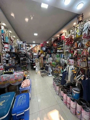 (HIẾM)Bán nhà Lâm Văn Bền, mặt tiền sầm uất, 100 m2, giá TỐT