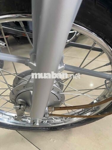 Honda SS50 49cc màu Đen Bạc