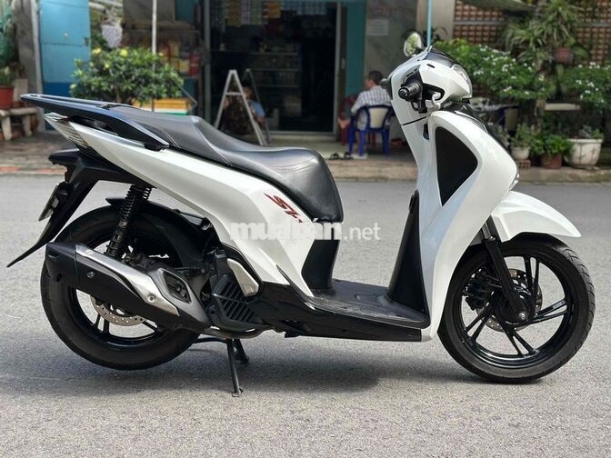 Honda SH 125 CBS Trắng