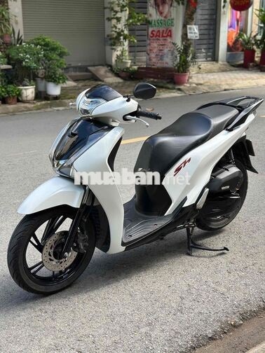 Honda SH 125 CBS Trắng