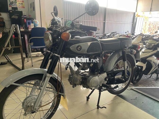 Honda SS50 49cc màu Đen Bạc