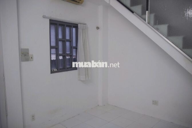 Cho thuê nhà nguyên căn hẻm 54 Trần Quang Khải