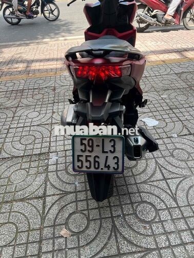 Honda Vario 150 10250 km màu Đỏ