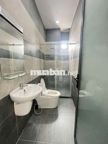 NHÀ VĂN PHÒNG TRÊN NGÃ TƯ BÌNH PHƯỚC