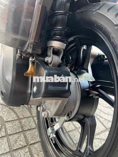 Honda Vario 150 10250 km màu Đỏ