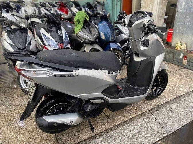 Honda Lead 2023 4val Bạc