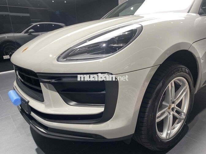 Porsche Macan 2023 17000 km Xám