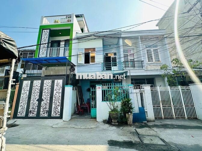 NHÀ NỞ HẬU, HẺM ÔTÔ GIỮA LÒNG TP NHA TRANG - MÃ VÒNG